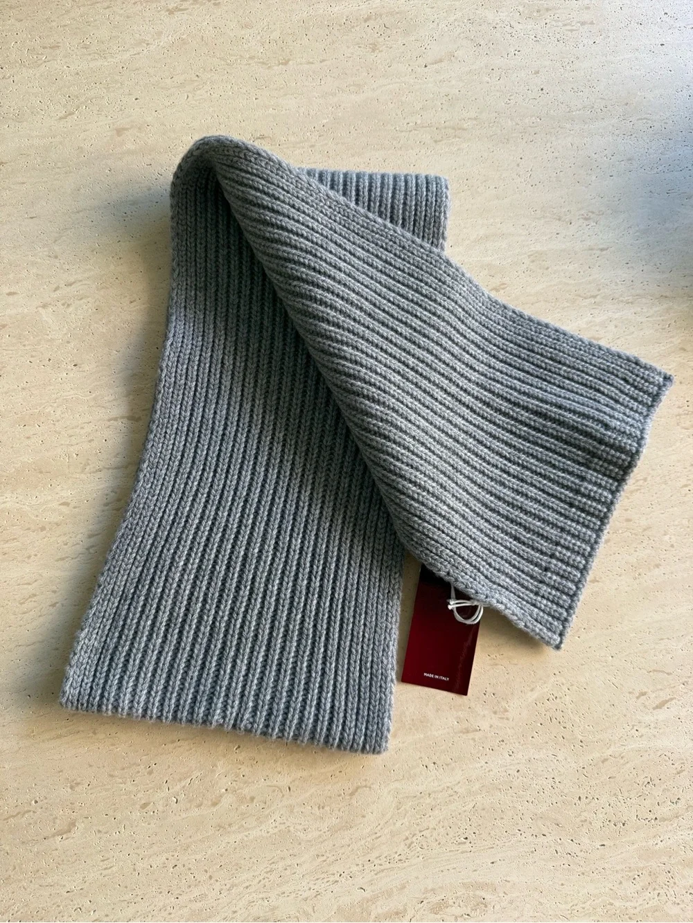 NWT Gucci Grey GG Logo Wool-Cashmere Rectangular Scarf Unisex